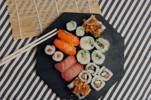 raw food sushi